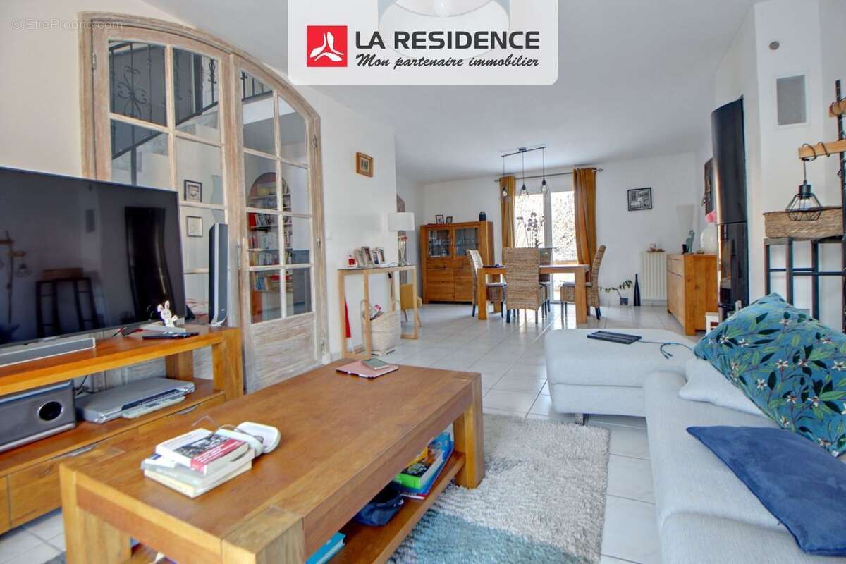 Maison à VERNEUIL-SUR-SEINE