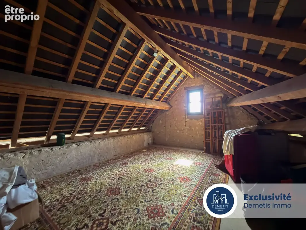 Propriété de caratère composée de deux maisons - photo 17