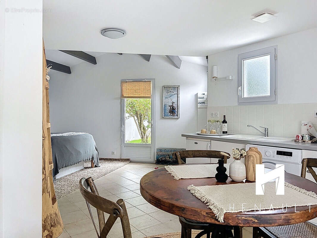 Maison à SAINT-MARTIN-DE-RE