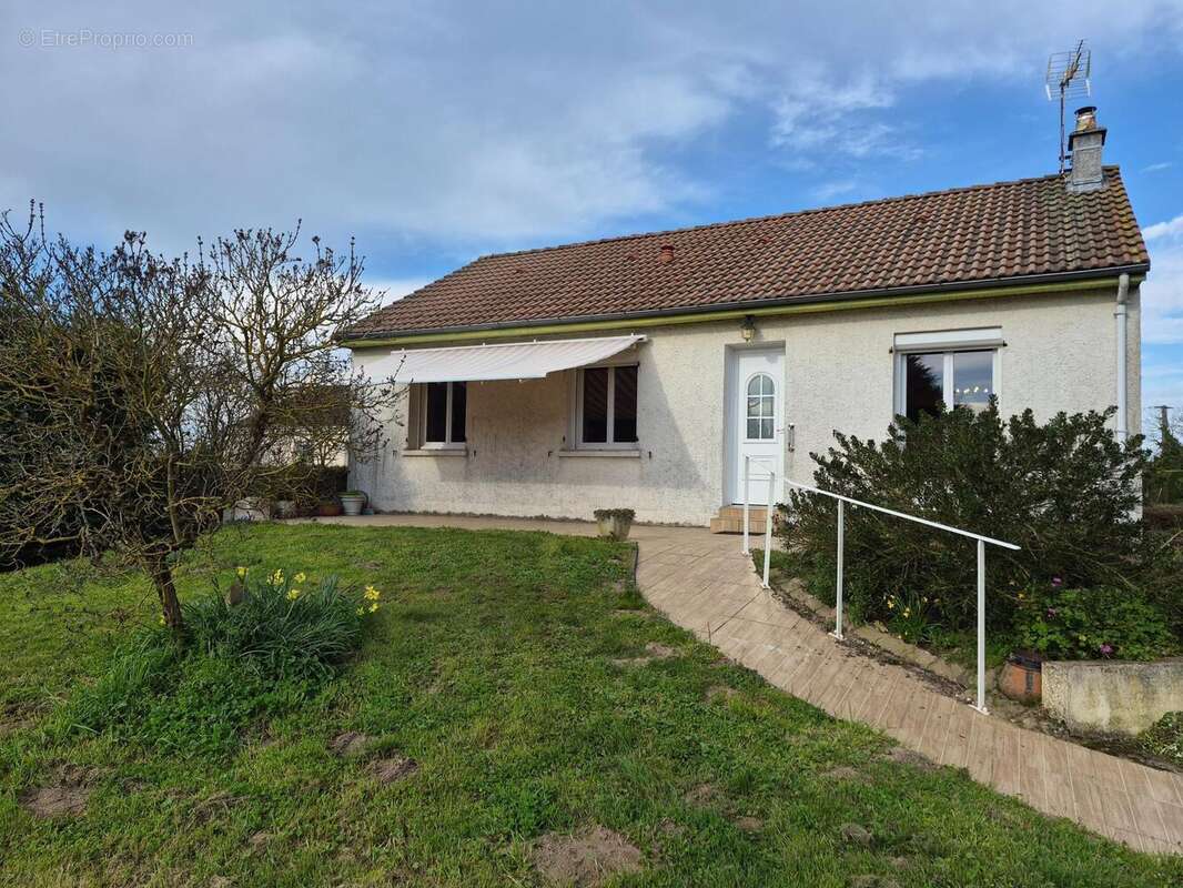Photo 6 - Maison à DESCARTES