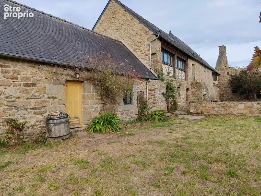 Maison 9 pièces 211 m² à vendre à Camlez (22450) - photo 2
