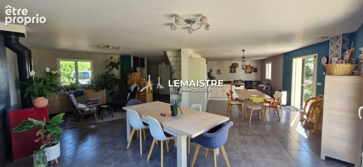 Maison à vendre -  217.98 m² -Saint-Pierre-en-Port - 6 chambres - Vue dégagée - Plage à pied - photo 2