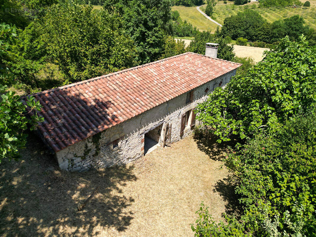 Maison 3 pièces 70 m² · à Saint-Sylvestre-sur-Lot · 70 m² · 77 000 €