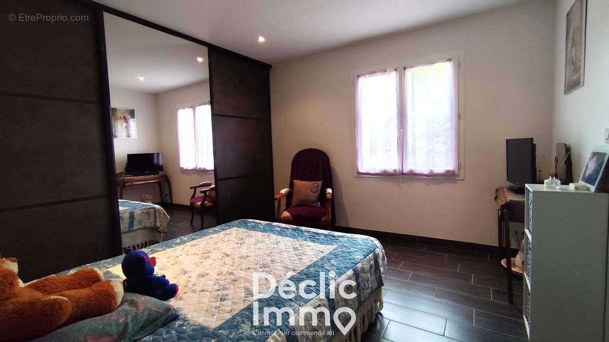 Maison à CHASSENEUIL-SUR-BONNIEURE