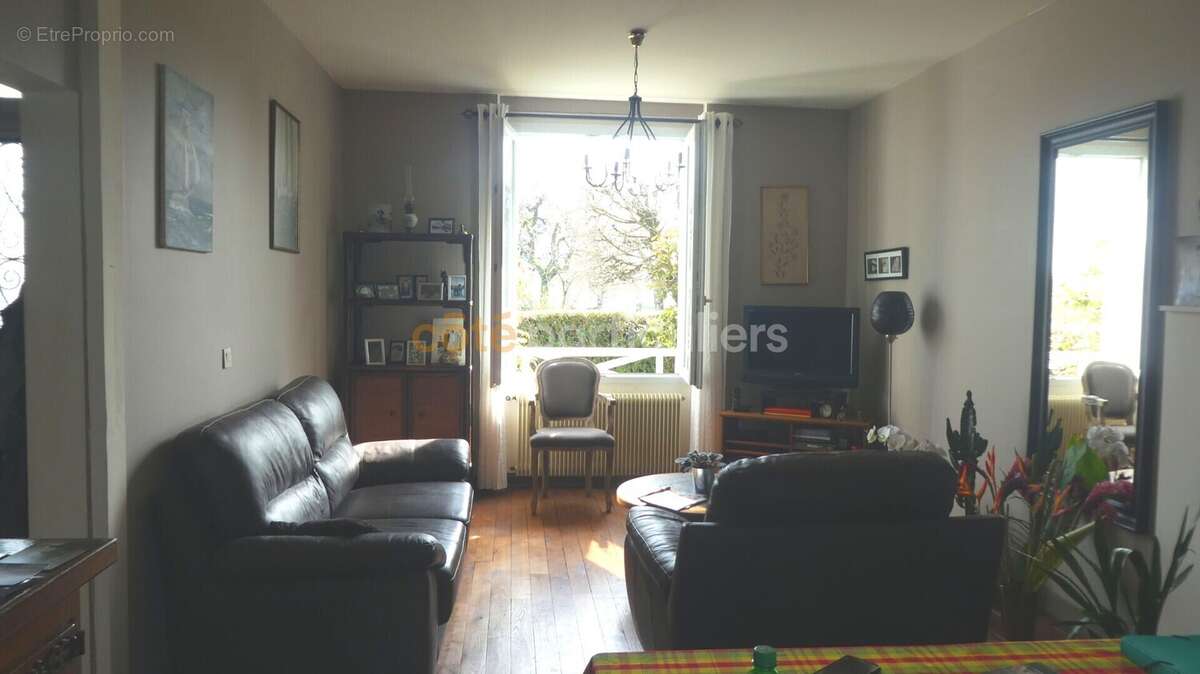 Maison à VILLEMANDEUR