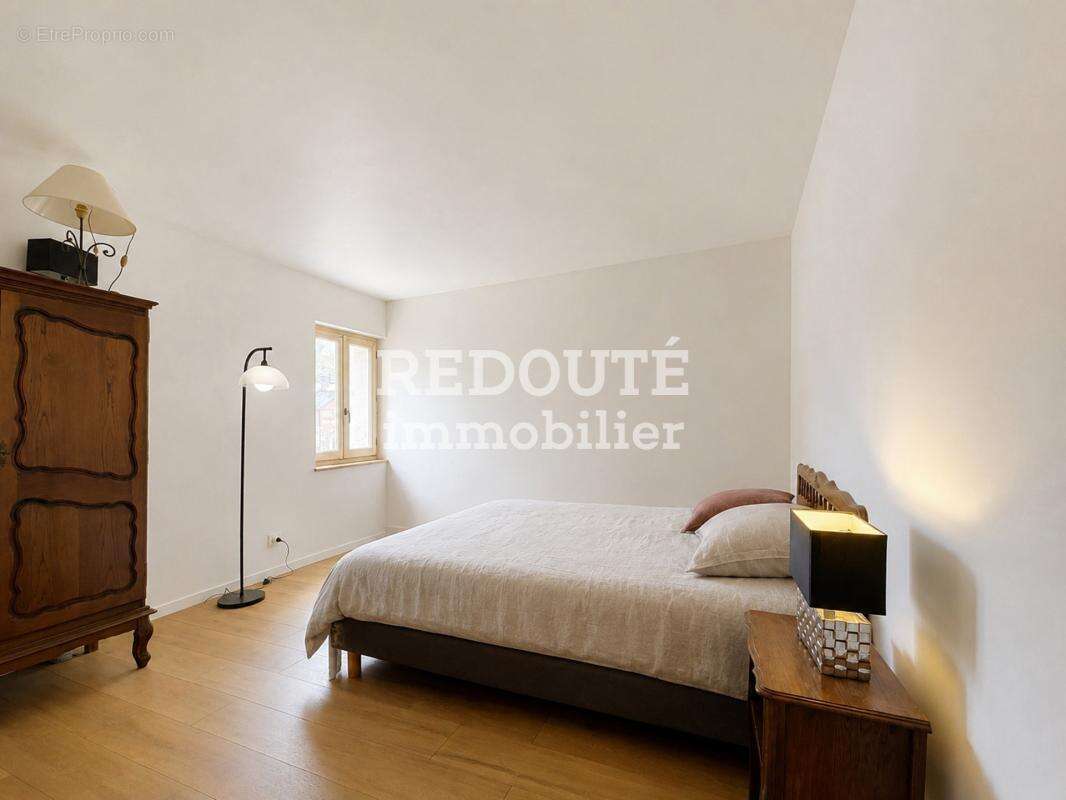 Rethel - à vendre - maison avec cour et dépendances - photo 9