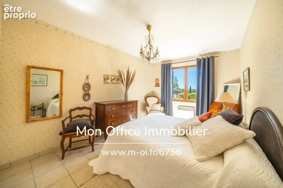 Référence : 6756-PAN. - Maison 6 pièces de 143 m² à Éguilles - photo 23