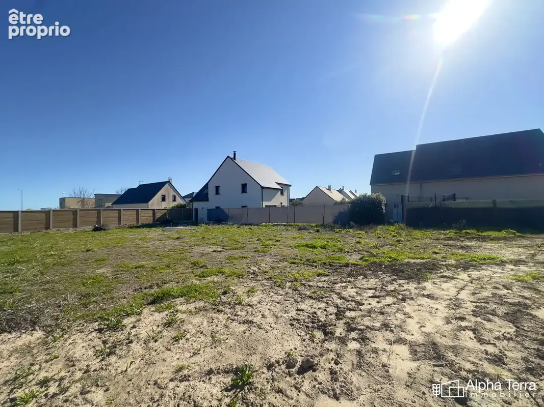 Terrain 685 m² à vendre à Douvres-La-Delivrande (14440) - photo 2
