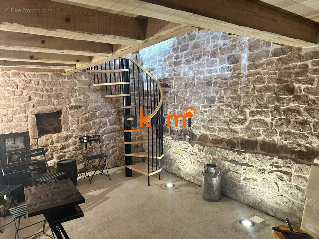 Maison à CELLES-SUR-PLAINE