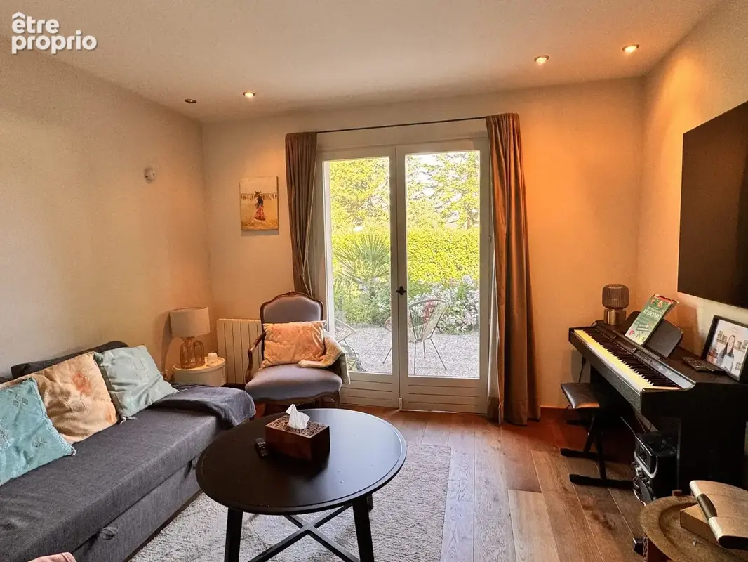 Maison 143 m² à Douvaine  - photo 9