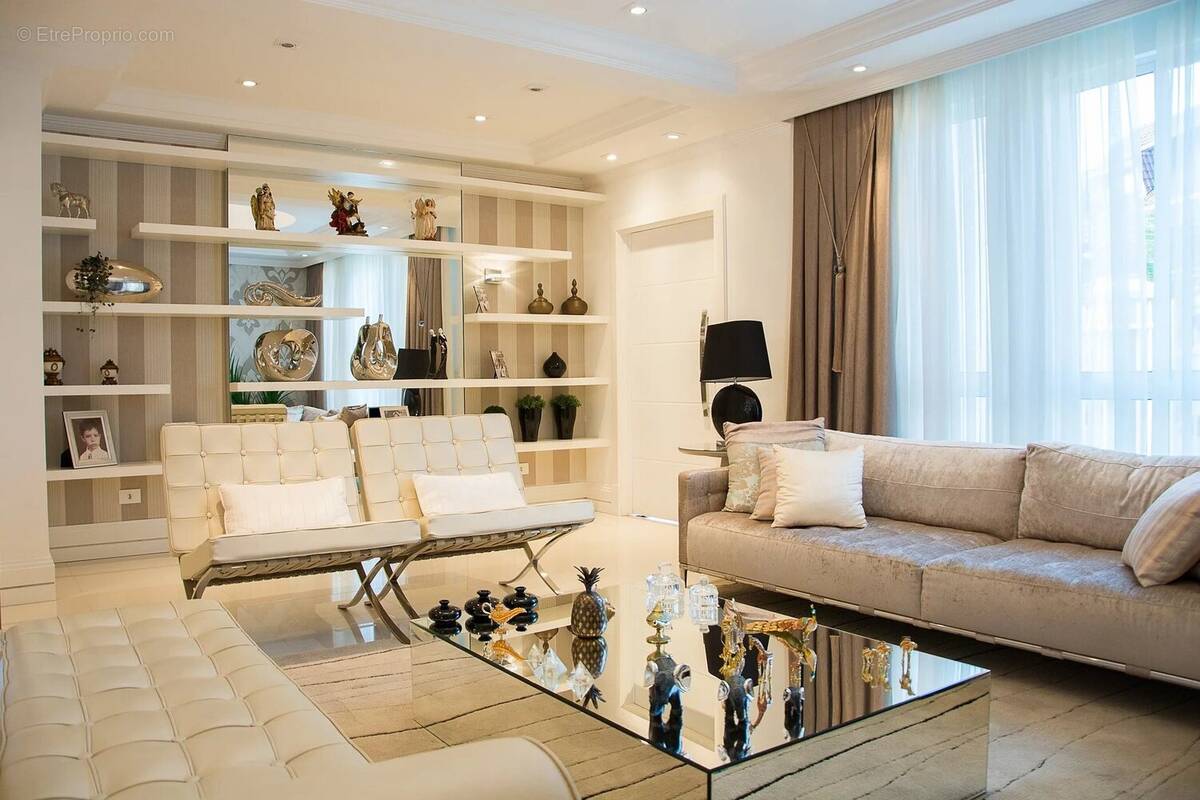 Appartement à NANTERRE