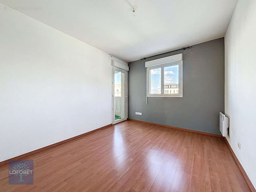 Appartement à CHILLY-MAZARIN