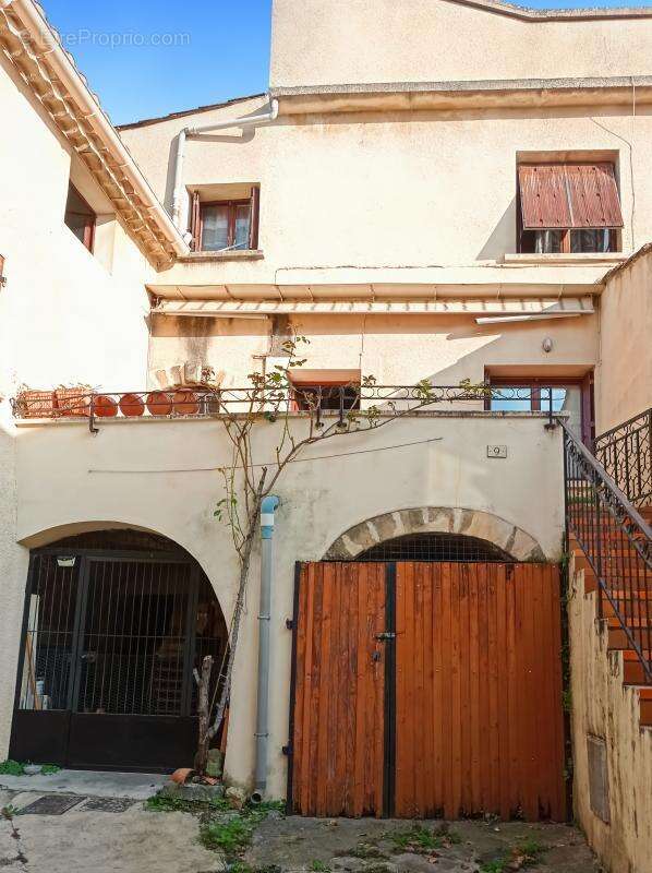 Maison à SAINT-QUENTIN-LA-POTERIE