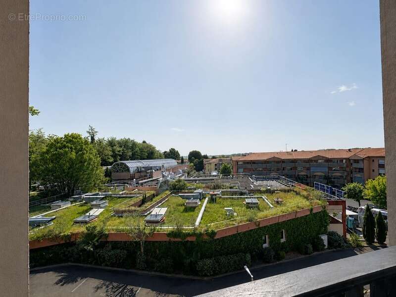 Dax (40) - À vendre studio meublé avec balcon et parking au cœur des thermes de Dax - photo 6