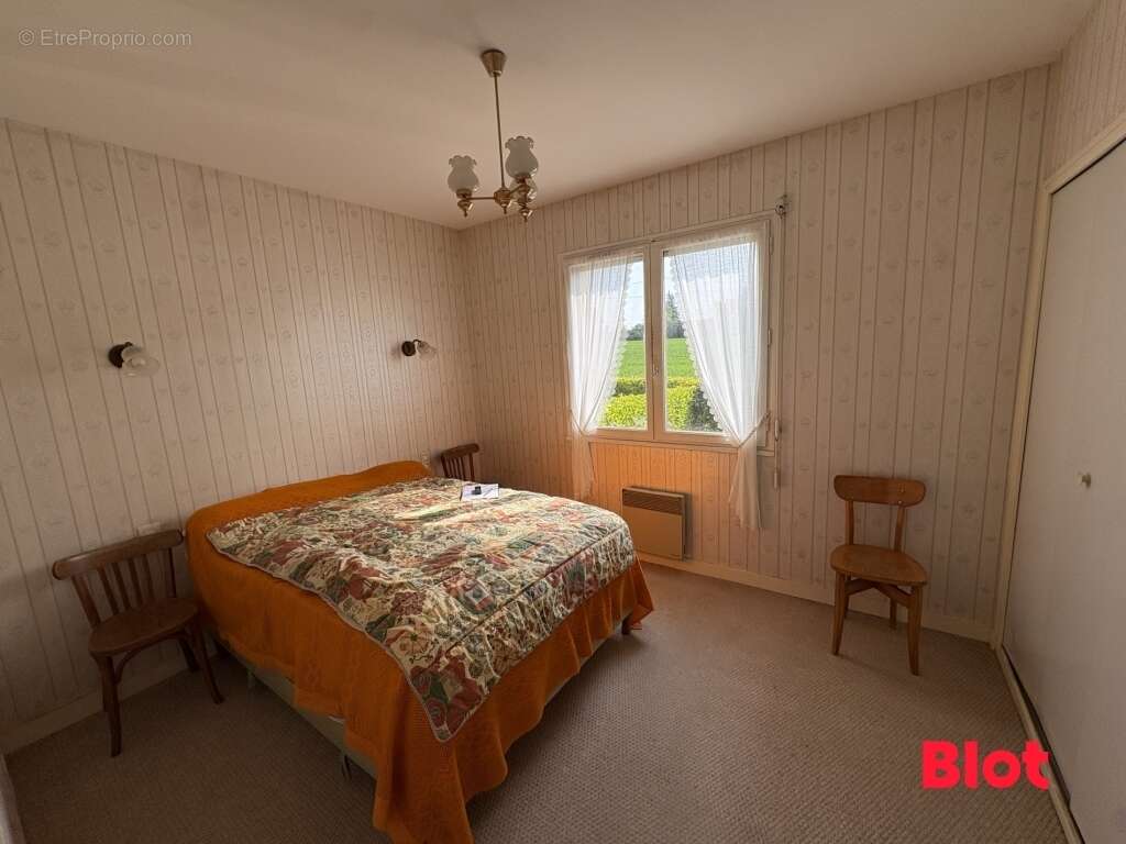 Maison à BEDEE