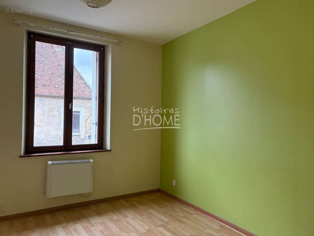 Maison à VIELS-MAISONS