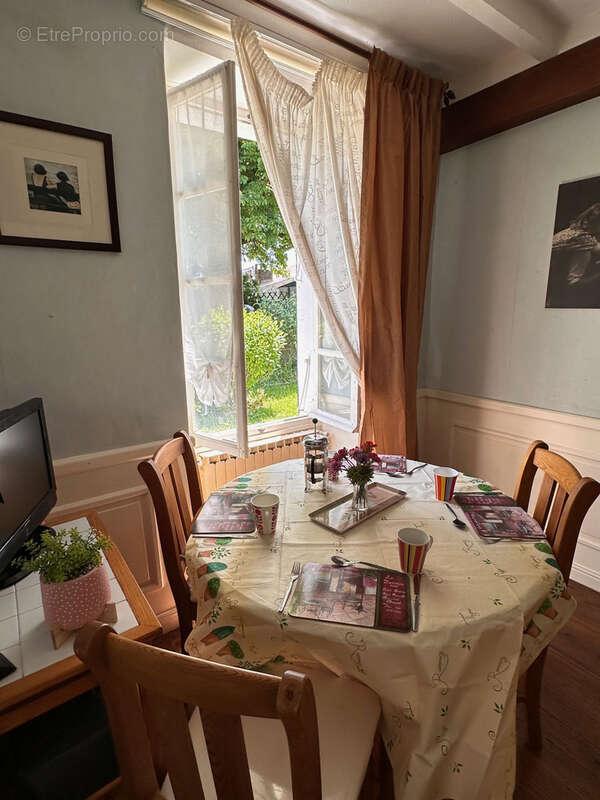 Maison à LA JARRIE-AUDOUIN