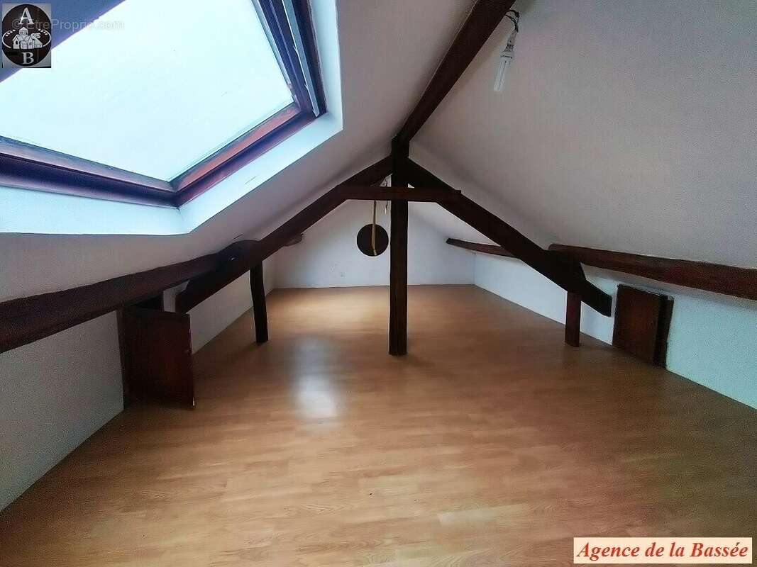 Maison 81 m² à Provins  - photo 7