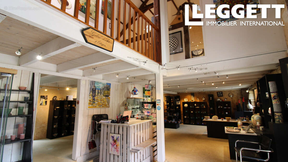 Maison à LE BUISSON-DE-CADOUIN