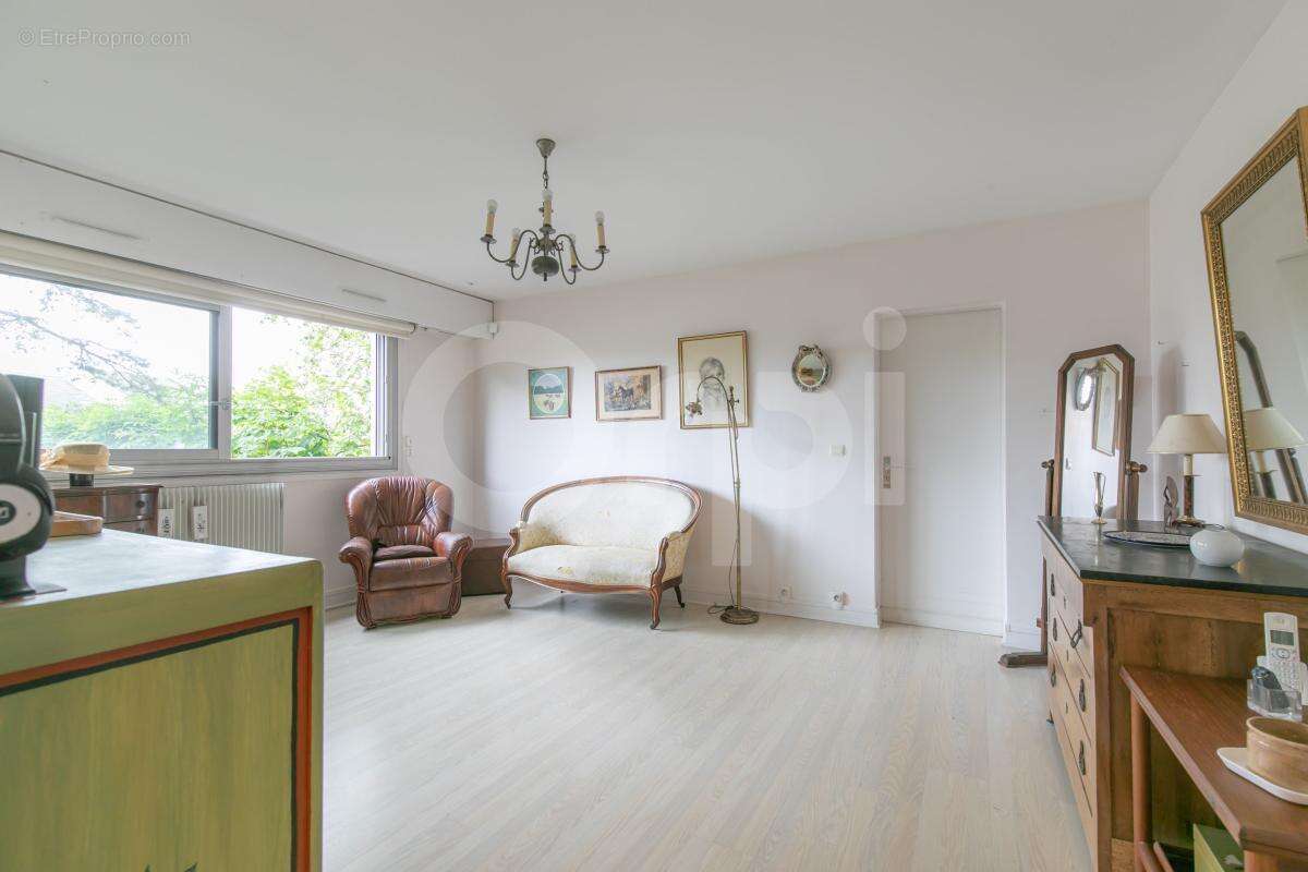 Appartement à BOISSY-SAINT-LEGER