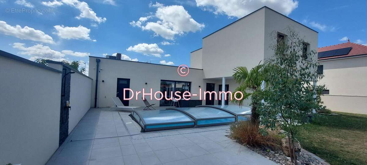 Maison à BREVIANDES