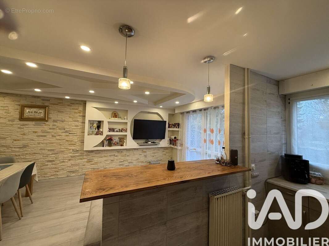 Photo 3 - Appartement à CHENNEVIERES-SUR-MARNE