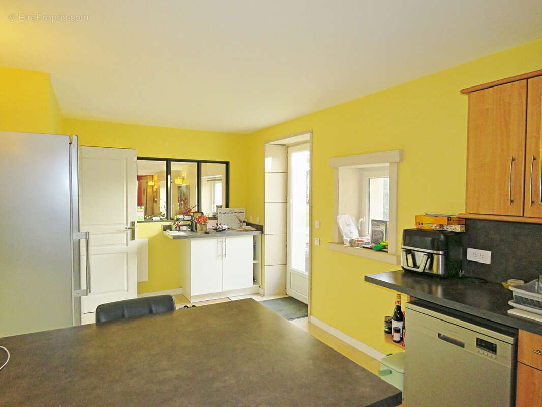 Maison à PERS-EN-GATINAIS