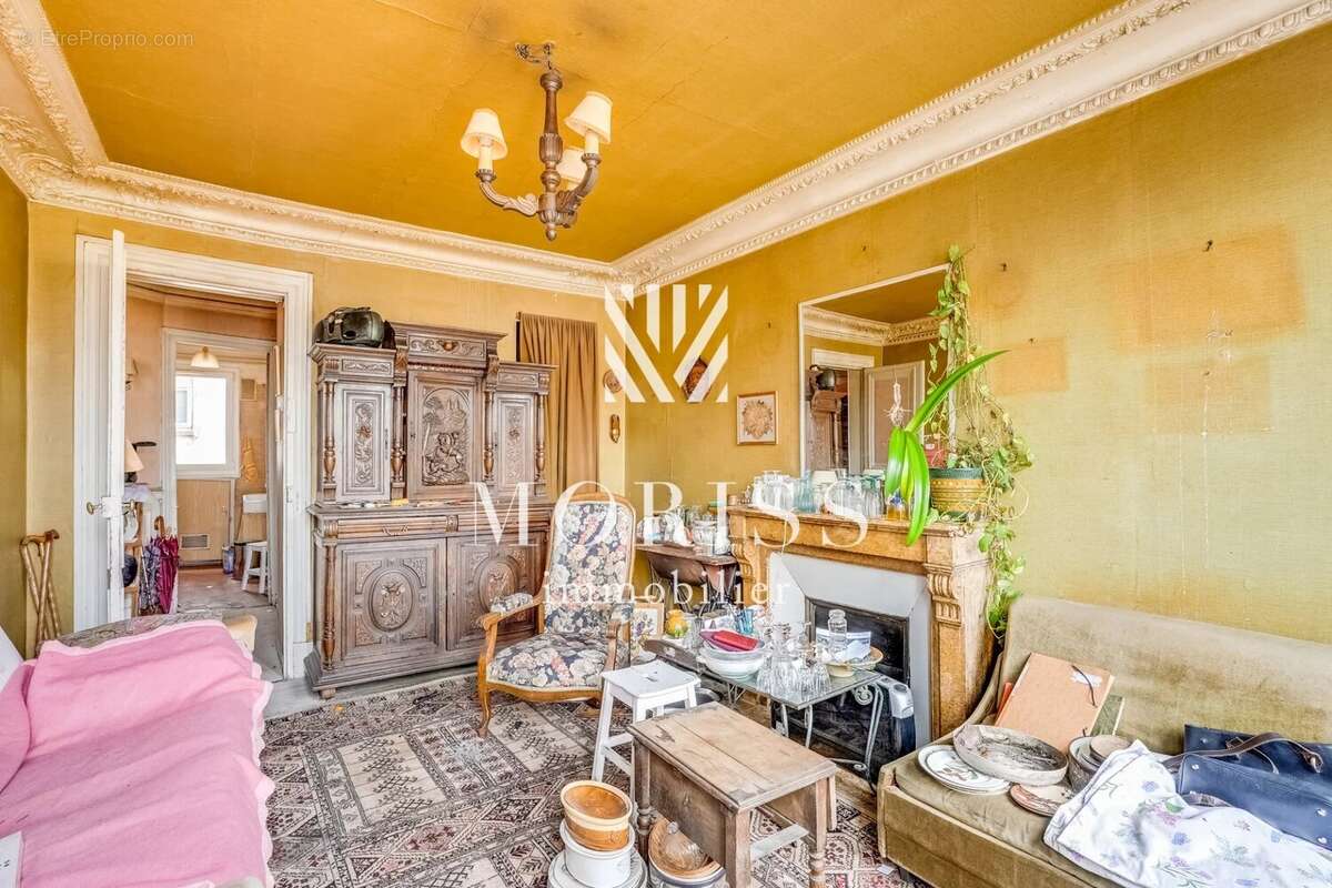Appartement à PARIS-9E