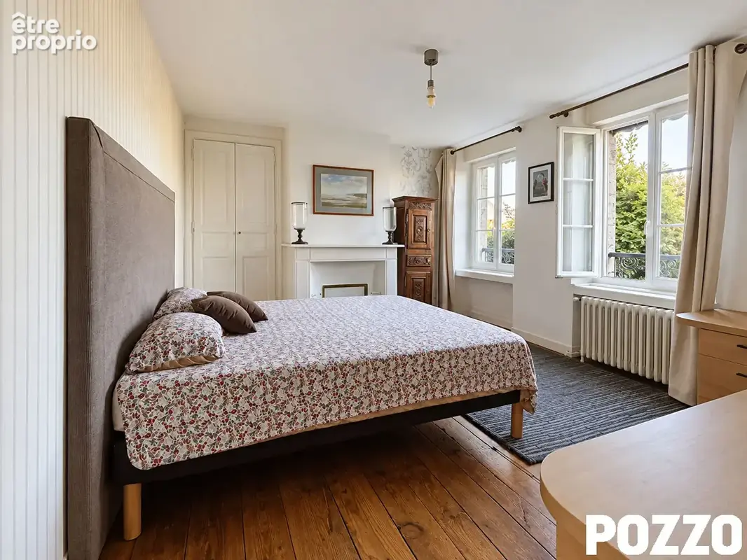 A Vendre - AVRANCHES - Maison de caractère en pierre 228 m² - Jardin d'exception - Sauna & Jacuzzi - photo 12