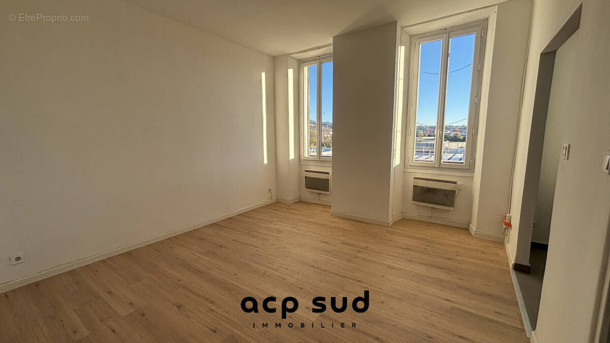 Appartement à MARSEILLE-15E