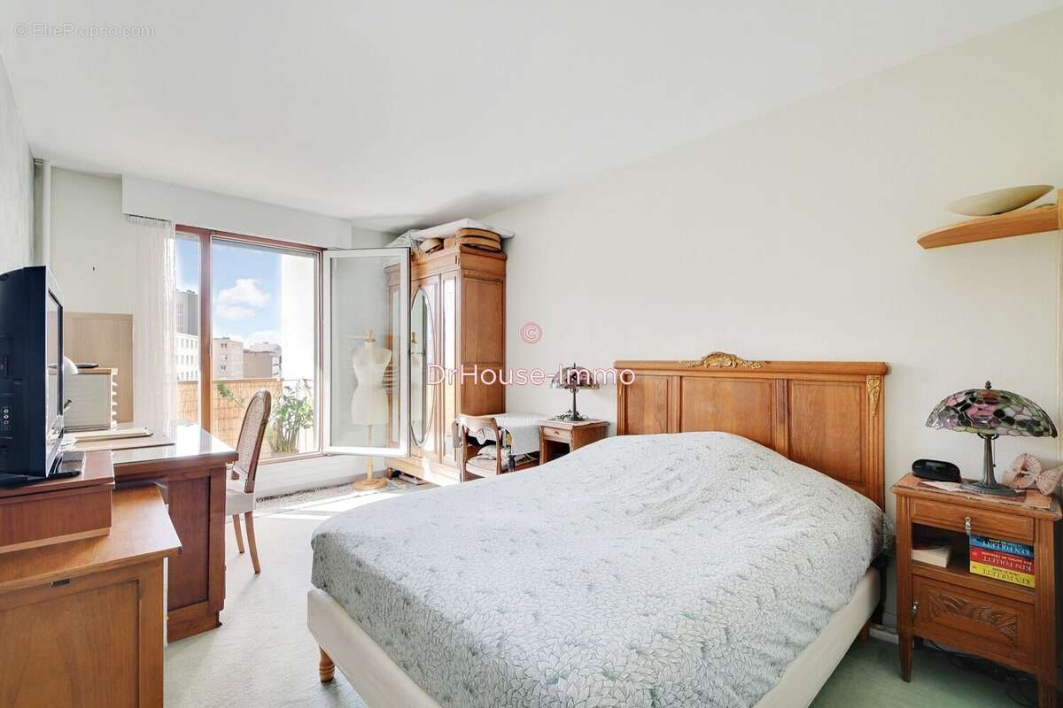 Appartement à MONTROUGE