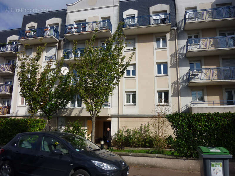Appartement à LA COURNEUVE