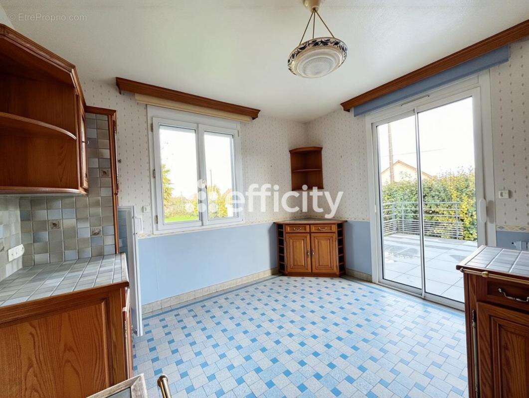 Maison 188 m² à Boulleville  - photo 7