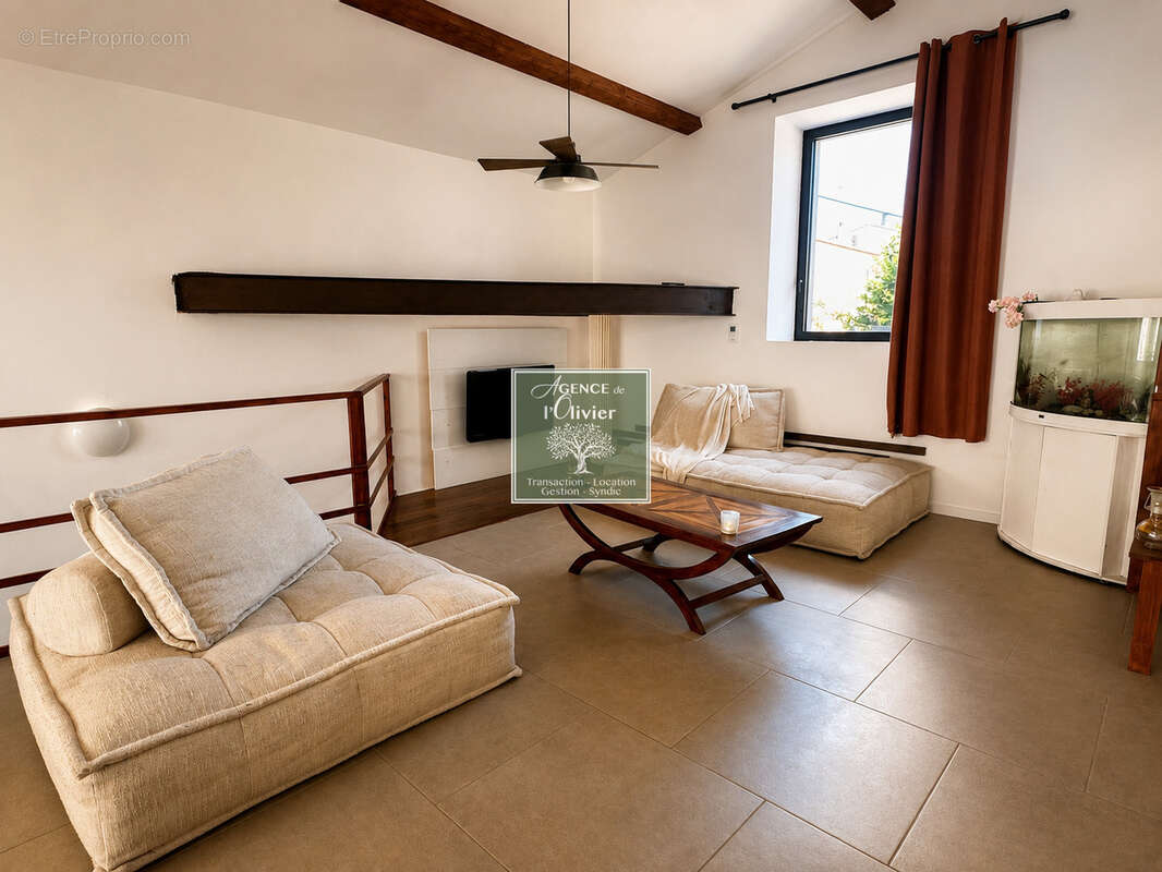 Loft d'architecte avec terrasse et parking en coeur de ville - photo 10