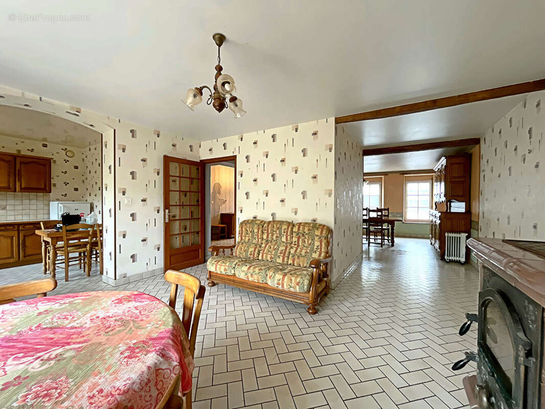 Maison à SIGNY-L&#039;ABBAYE