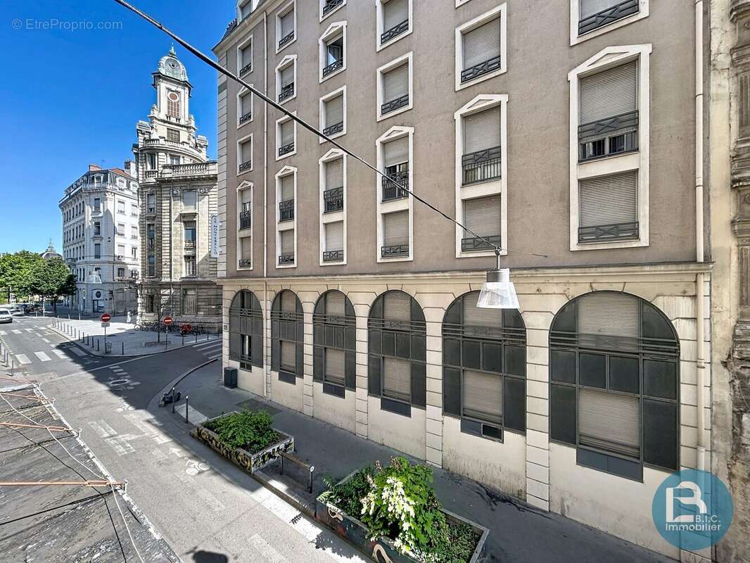 Appartement 39 m² à Lyon-3e  - photo 2