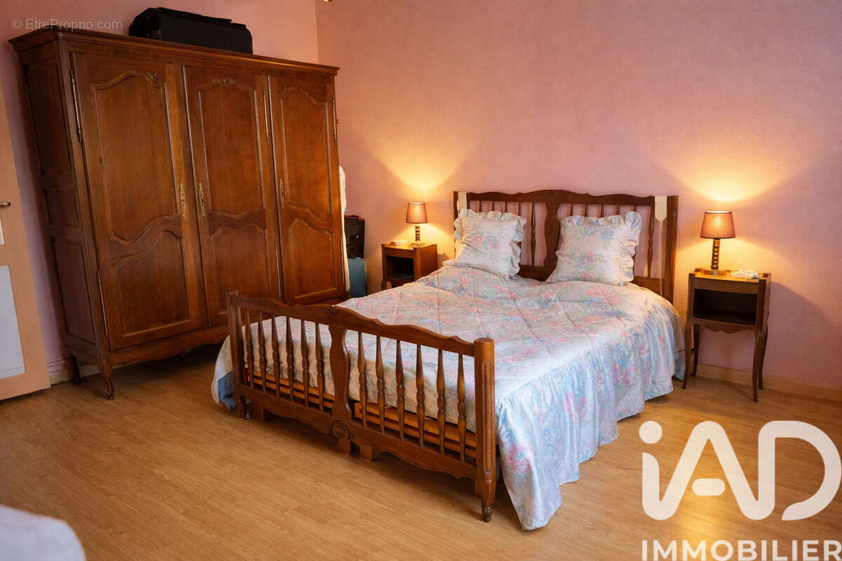 Photo 5 - Maison à ETREPAGNY