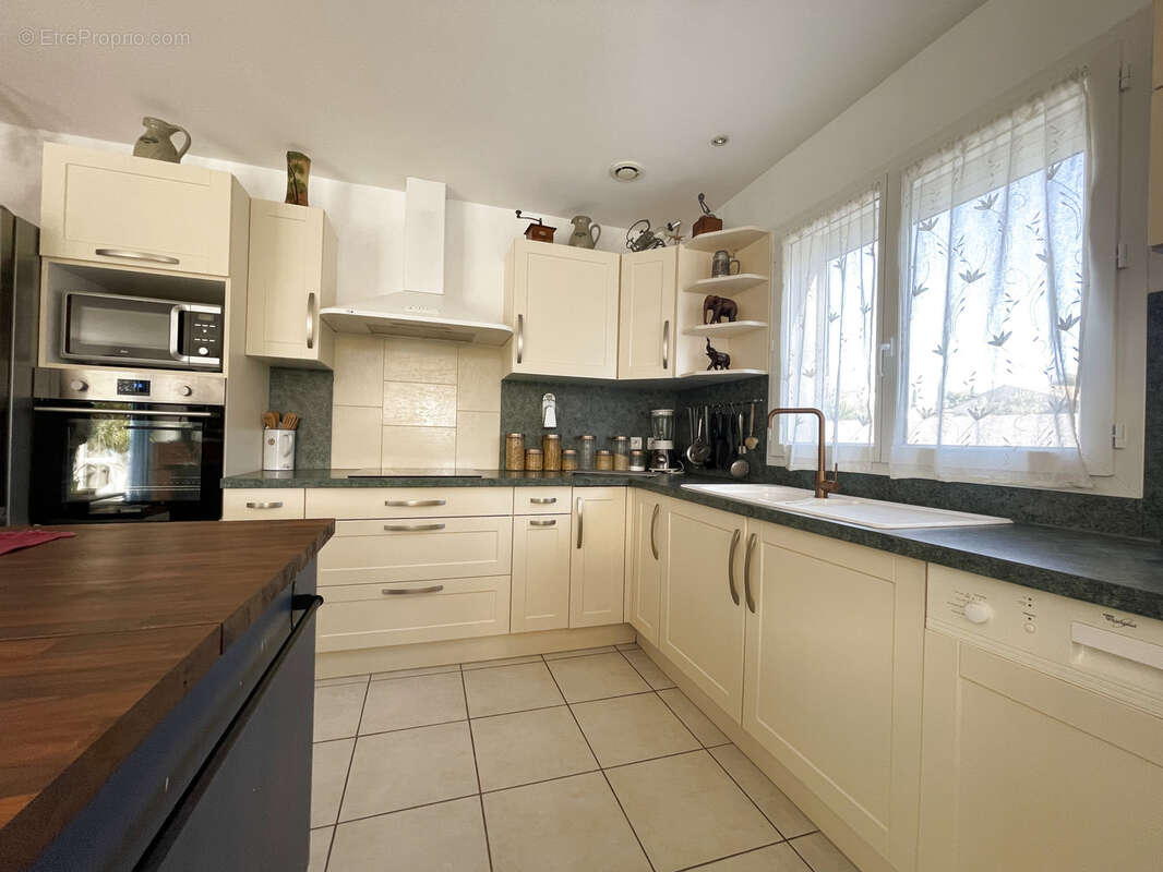 Maison à SALLES-D&#039;AUDE