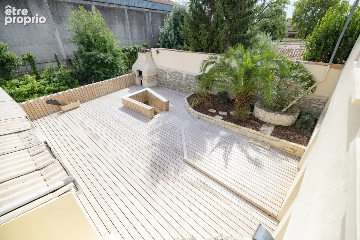 Maison rénovée avec grande terrasse et garage   Quartier Saint Jacques - Cognac, 4 chambres - photo 17