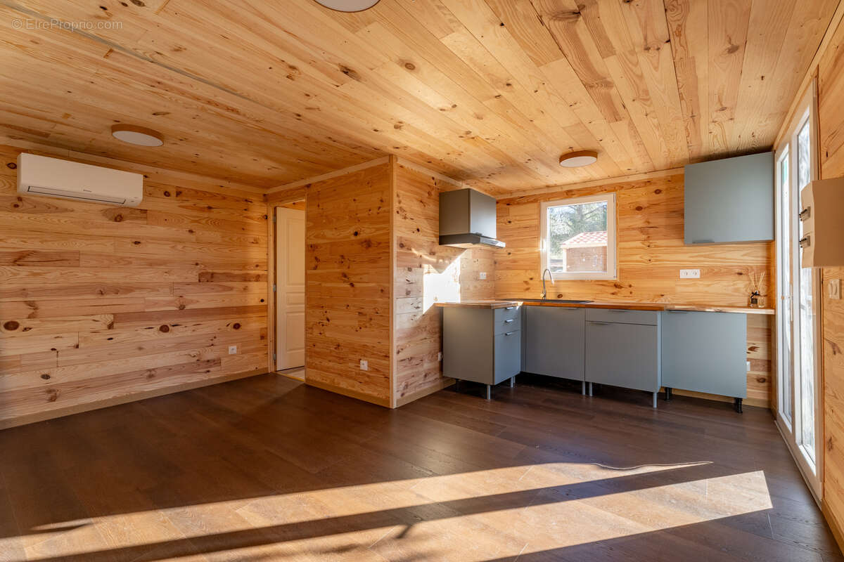 Maison à LE CASTELLET