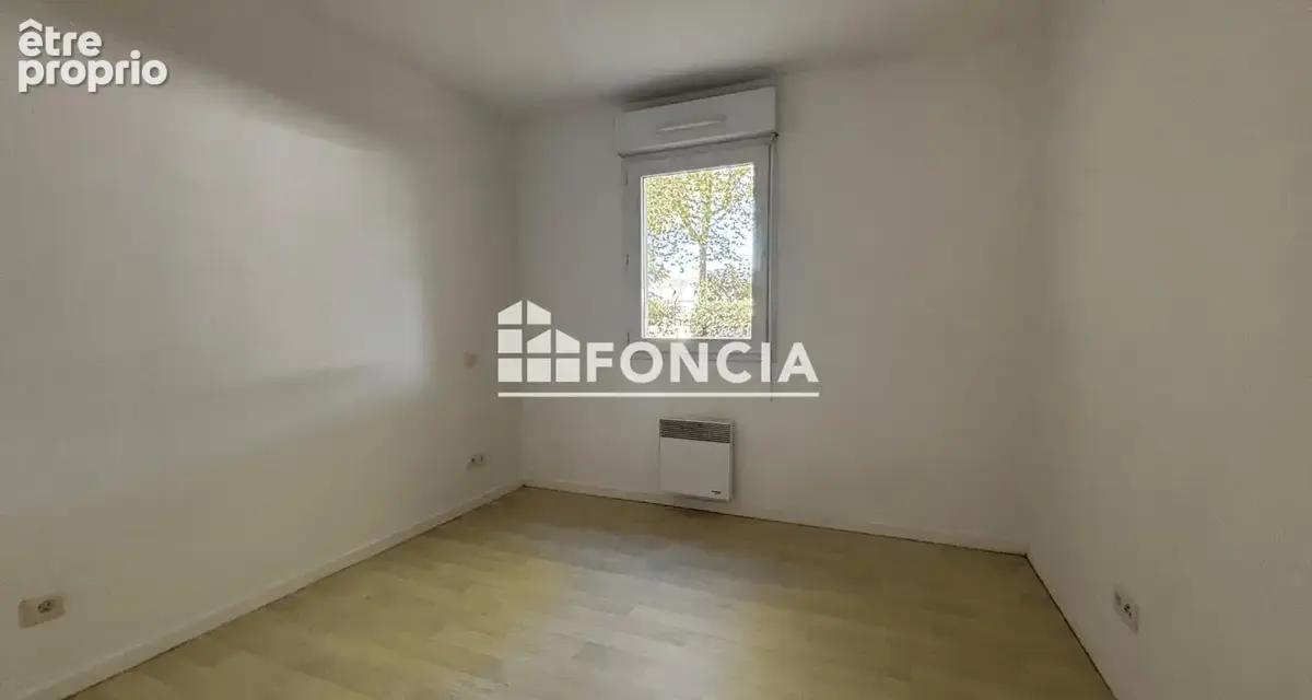 APPARTEMENT T2 en RDC avec parking et cave - photo 4