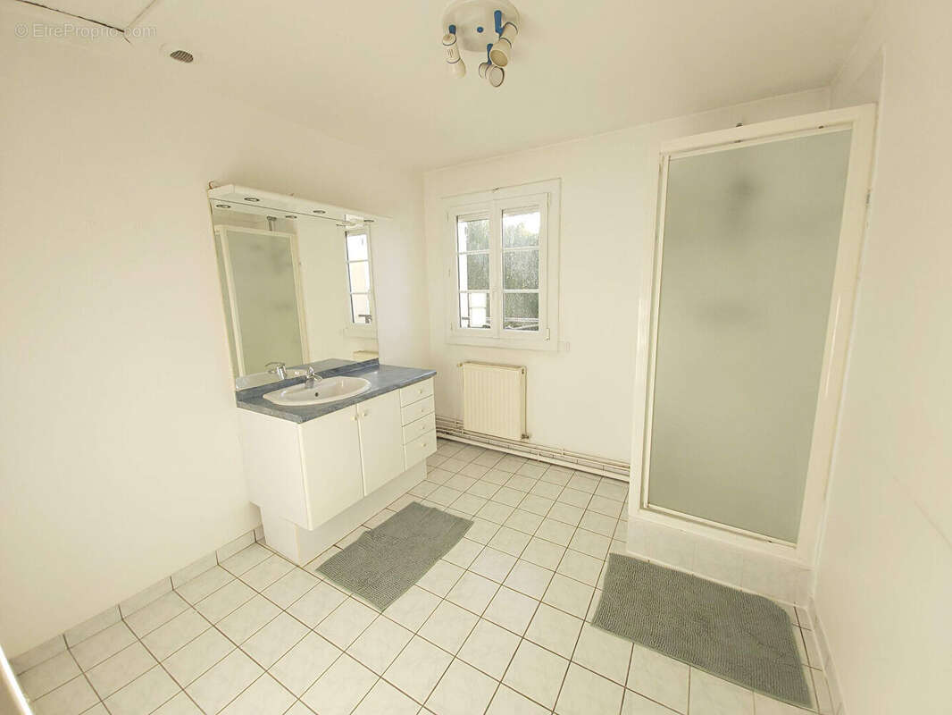 Maison à NEUILLY-PLAISANCE