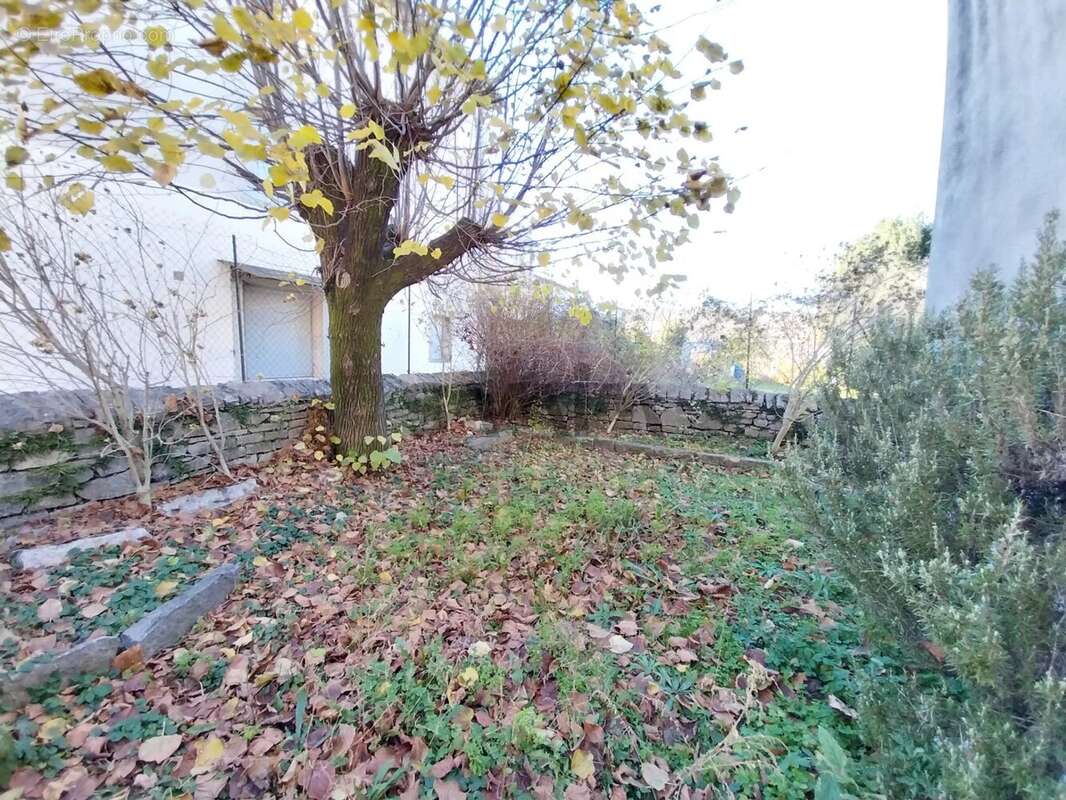 Maison à POMPIGNAN