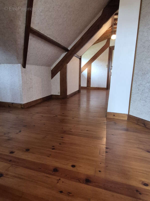 Maison à NEUFCHATEL-EN-BRAY