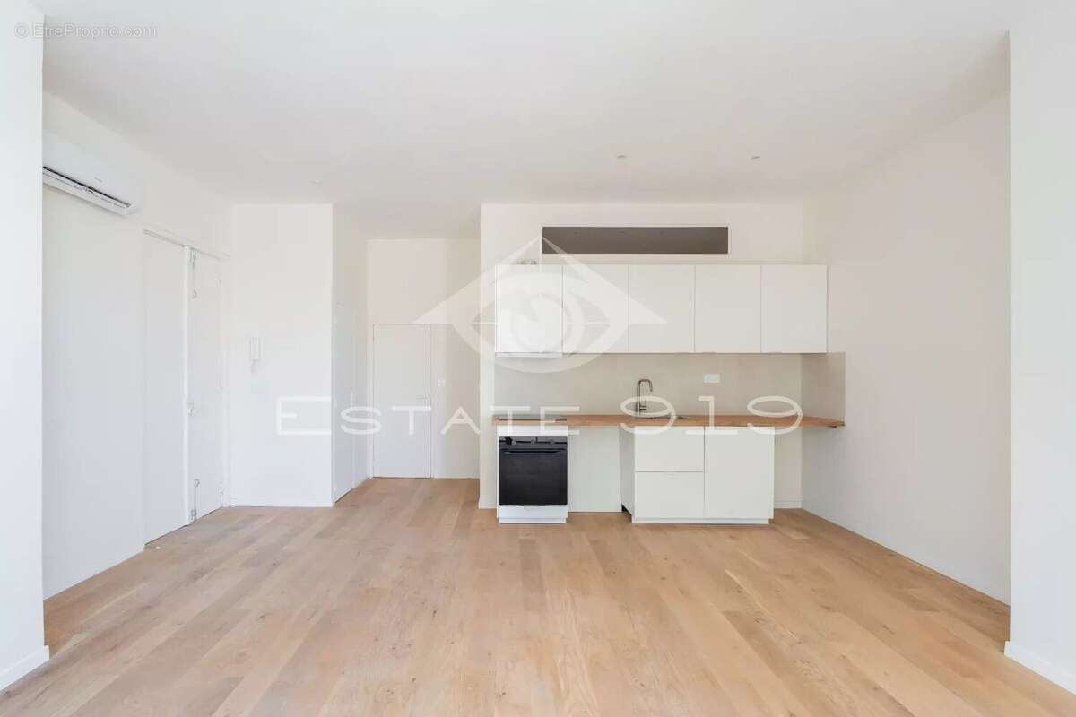 Appartement à MARSEILLE-7E
