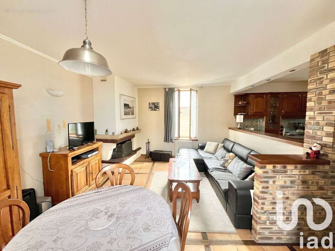 Photo 2 - Maison à LIZY-SUR-OURCQ