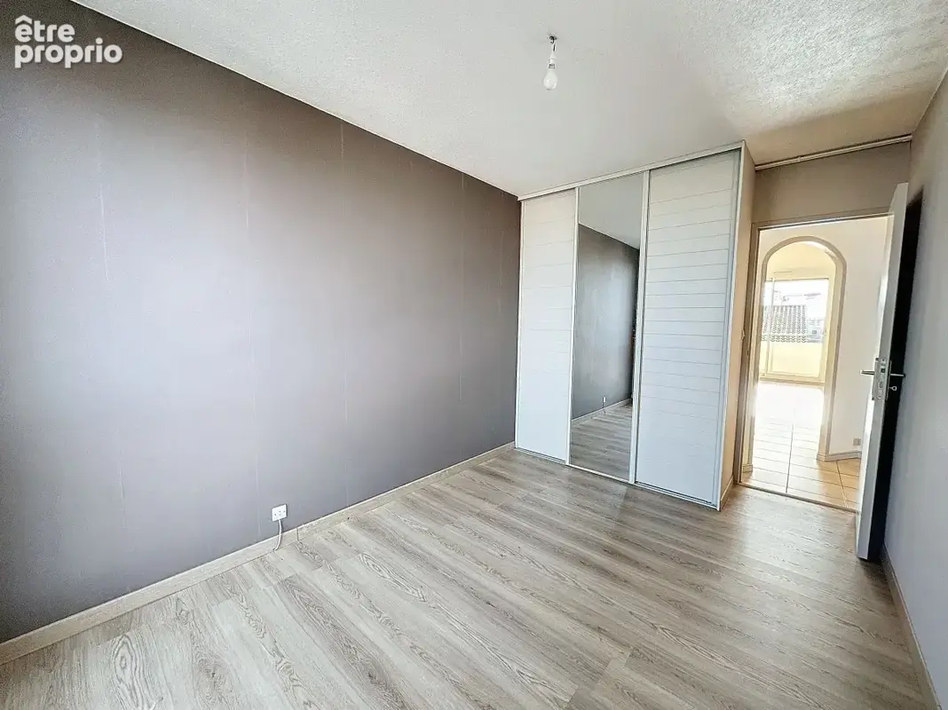 Appartement 4 pièces 74 m2   Jolimont - photo 7