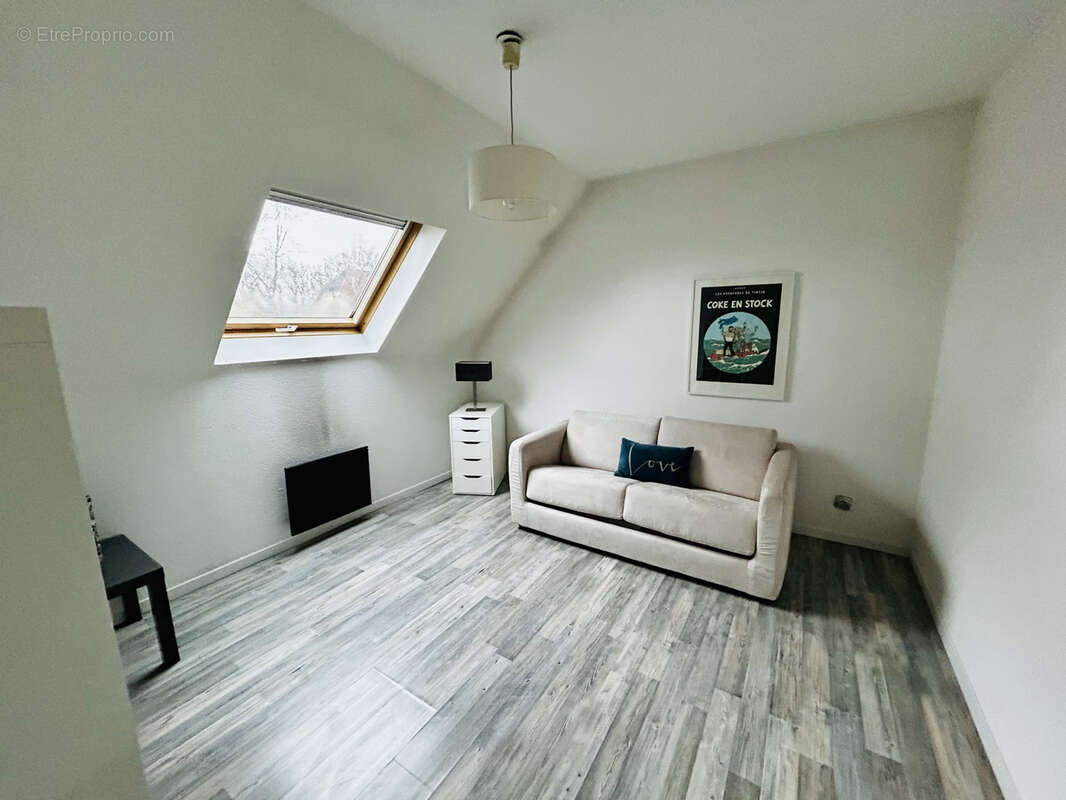 Maison à VILLE-LA-GRAND