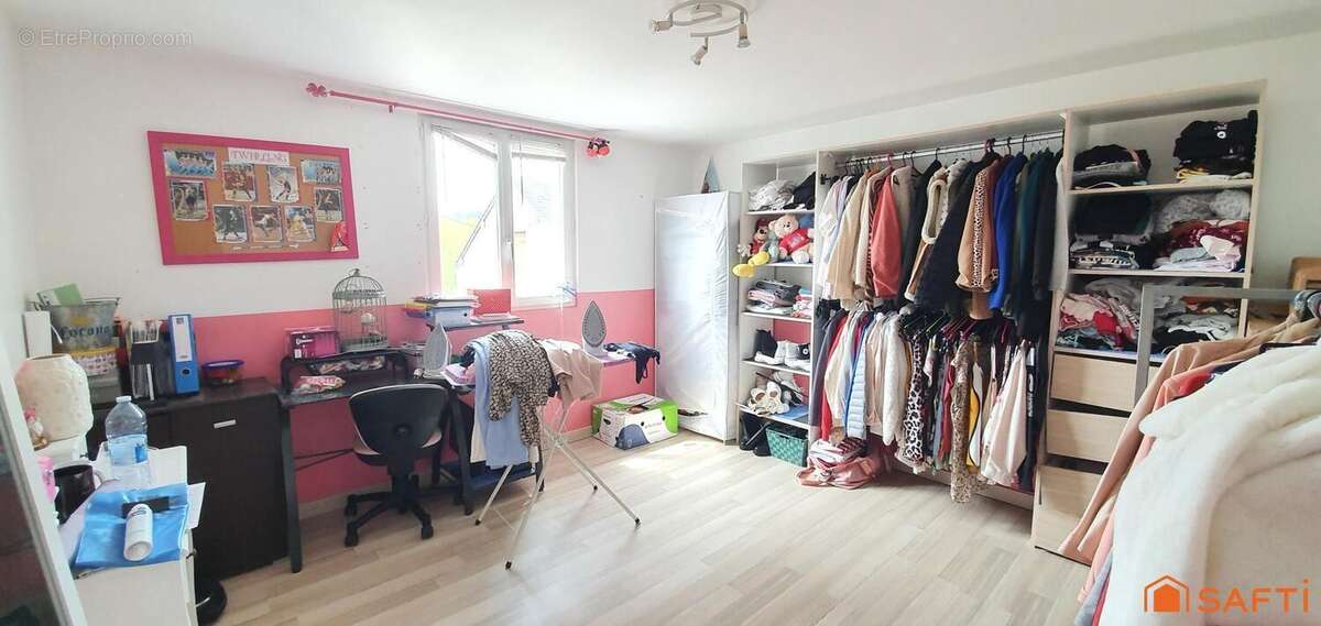 Maison 148 m² à Le Mesnil-Guillaume  - photo 8