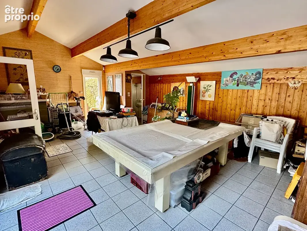 PERIGNAT-SUR-ALLIER / Maison d'architecte ossature bois au calme avec terrain piscinable  ! - photo 13